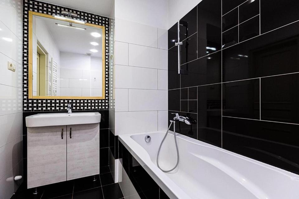 Цехова 1 Apartment Liov Exterior foto